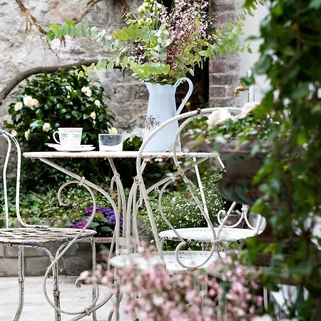 Hotel Henriette 3*