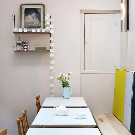 Henriette Hotel Parigi