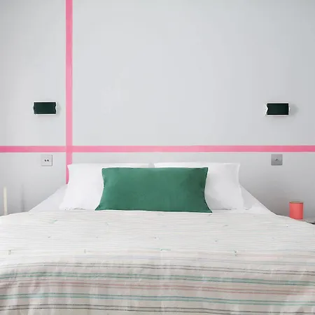 Henriette Hotel Parigi