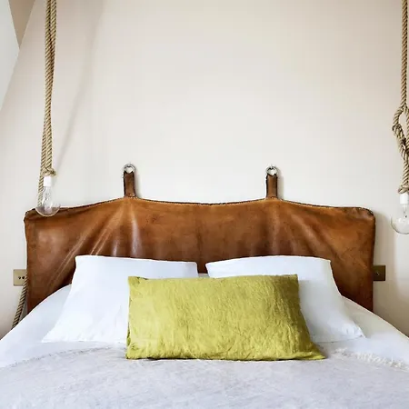 Henriette 3* Parigi