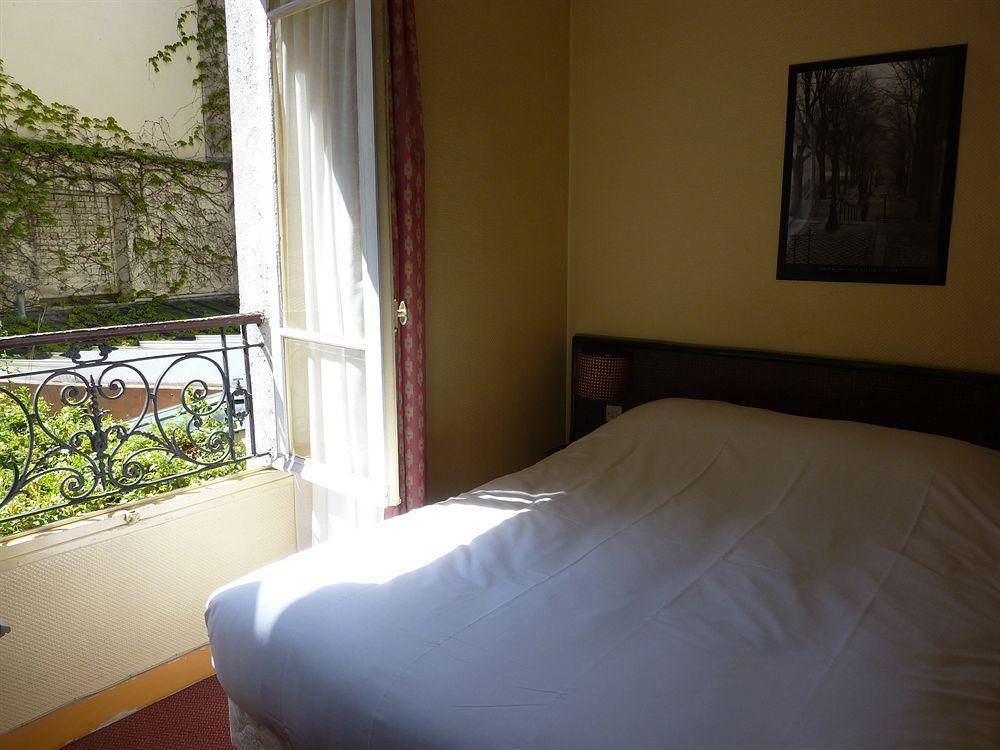 Henriette Hotel Parigi